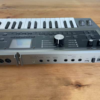 Korg MicroKORG 2 37-Key Synthesizer/Vocoder image 2