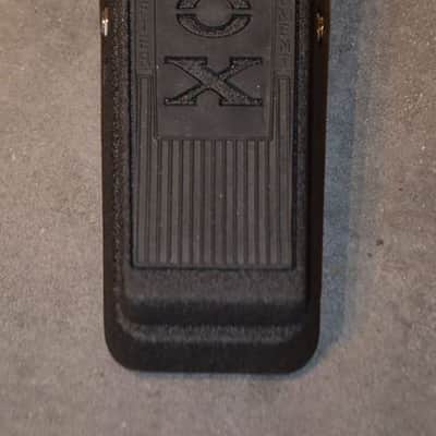 VOX V845 Classic Wah Wah * play that authentic vintage wah tone * Beyers = the best price! Wah is as new from our showroom * list price=95,-€ * image 5
