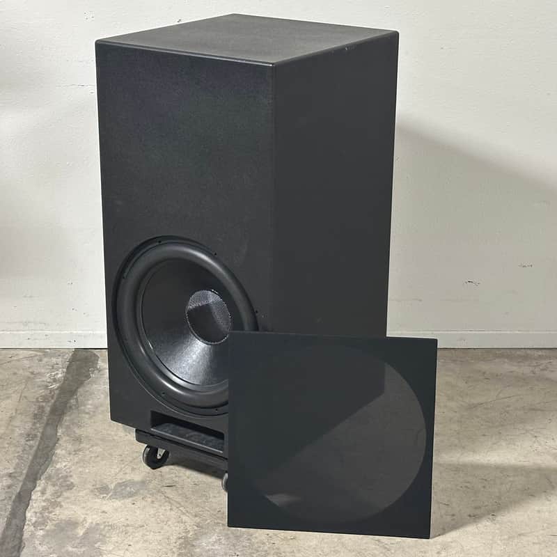 JTR Captivator 2400ULF Powered Bass Subwoofer 18" image 1