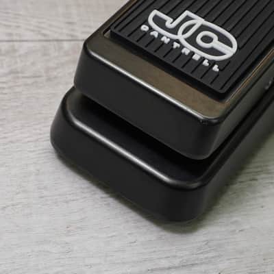 Dunlop JC95FFS Jerry Cantrell Cry Baby Firefly Wah image 5