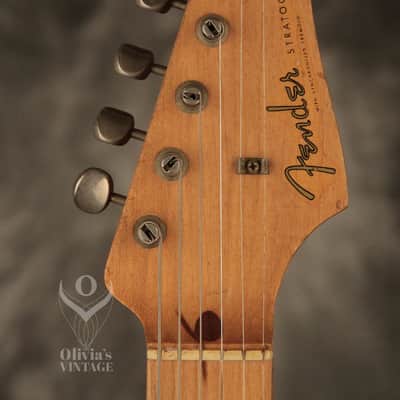 original 1957 Fender Stratocaster Sunburst w/orig. tweed case image 3