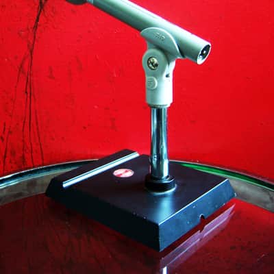 Vintage 1996 Electro-Voice RE10 Supercardioid Dynamic Microphone Low Z w mic clip & Atlas DS-2 desk stand RE11 RE15 RE16 RE18 Stevie Nicks # 4 image 10