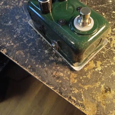Dongeomac BC108 Fuzz Face with Bias control in Green with Silver Splatter image 4