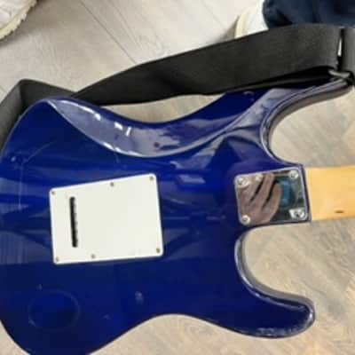 brownsville LH electric guitar blue/white image 4