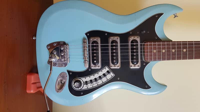 Hagstrom III Powder Blue image 1
