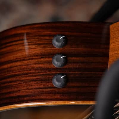 Taylor 414ce Studio Grand Auditorium Acoustic/Electric Guitar - Shaded Edgeburst with Gig Bag image 9