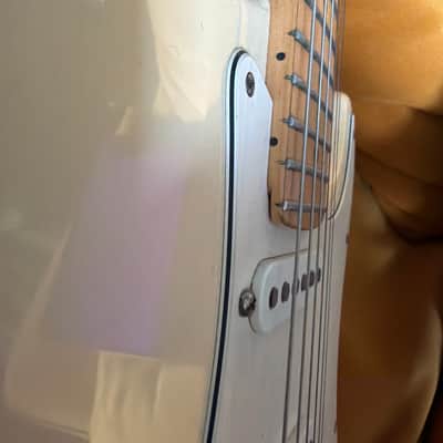 Fender 40th Anniversary American Standard Stratocaster with Maple Fretboard 1994 - Arctic White image 9
