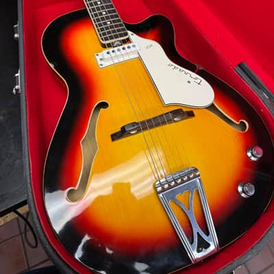 Vox Tornado 1960’s - Sunburst image 1