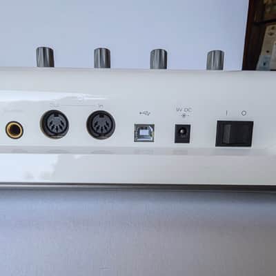 M-Audio Venom 49-Key 12-Voice Virtual Analog Synthesizer / USB Audio Interface image 8