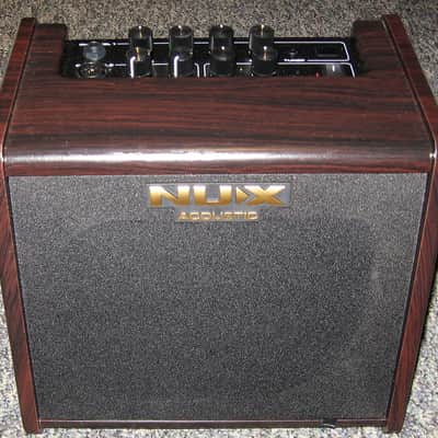 NuX Stageman AC-25 25-Watt 1x6.5" Acoustic Guitar Combo Amp Rechargeable - Brown image 2