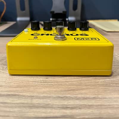MXR M134 Stereo Chorus 2004 - Present - Yellow image 2