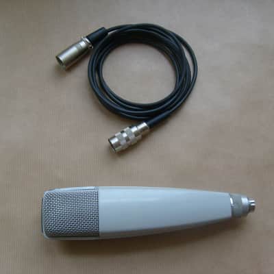 Sennheiser MD 421-N Cardioid Dynamic Microphone | Reverb Canada
