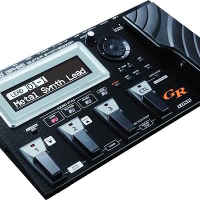 Roland GR-55 Guitar Synthesizer w. 13pin GK Wire