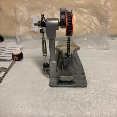 Pearl P930 Demonator Longboard Chain Drive Single Bass Drum Pedal 2010s - Chrome / Orange image 5