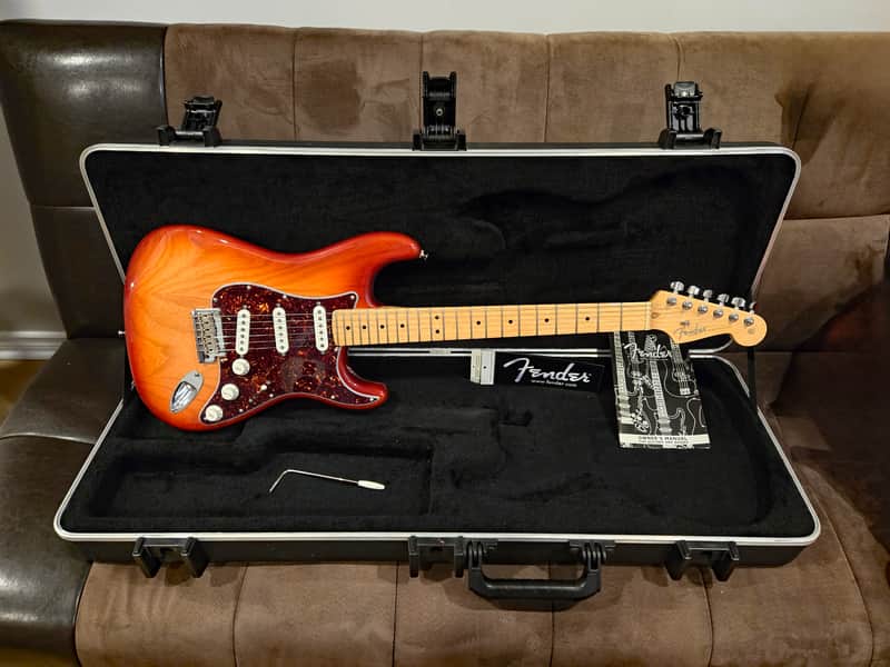 ギター Fender USA American Standard Strat Fender American Standard Stratocaster 1986 - 2000 | Reverb Canada