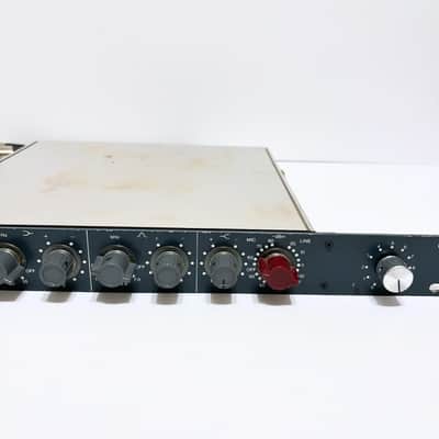 Original Neve 1064 mic pre / 3 band eq housed in a older brent averill face plate 1 ru rack including D.I. / 48v and output trim image 3
