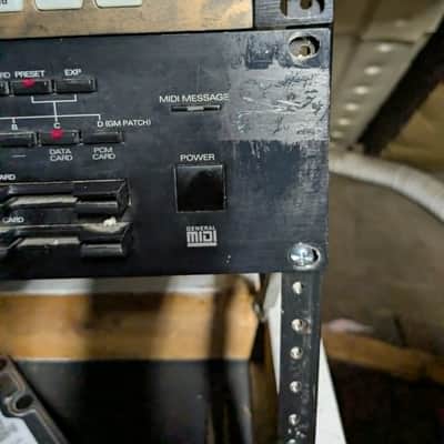 Roland JV-1080 64-Voice Synthesizer Module 1994 - 2001 - Black image 3