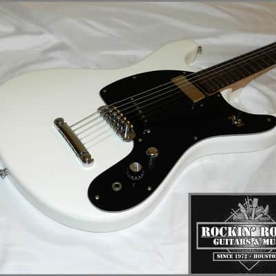 Mosrite Johnny Ramone Signature Fillmore Japan 1996 White w/Ramones Case & COA image 1