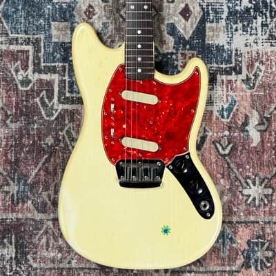 1966 Fender Duo Sonic Vintage Olympic White Electric Guitar W/ Original Case & Hangtag! image 7