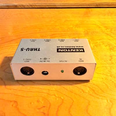 Kenton Thru-5 MIDI Thru Box image 5