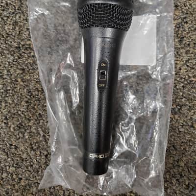 Roland DR-10 Hypercardioid Dynamic Vocal Microphone (B-Stock) image 1