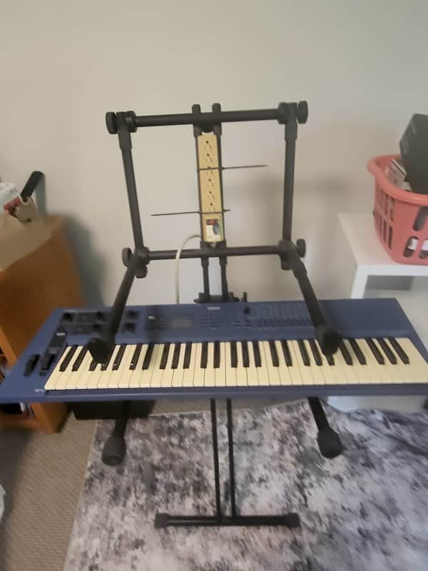 Yamaha CS1x Control Synthesizer 1996 - Blue image 1