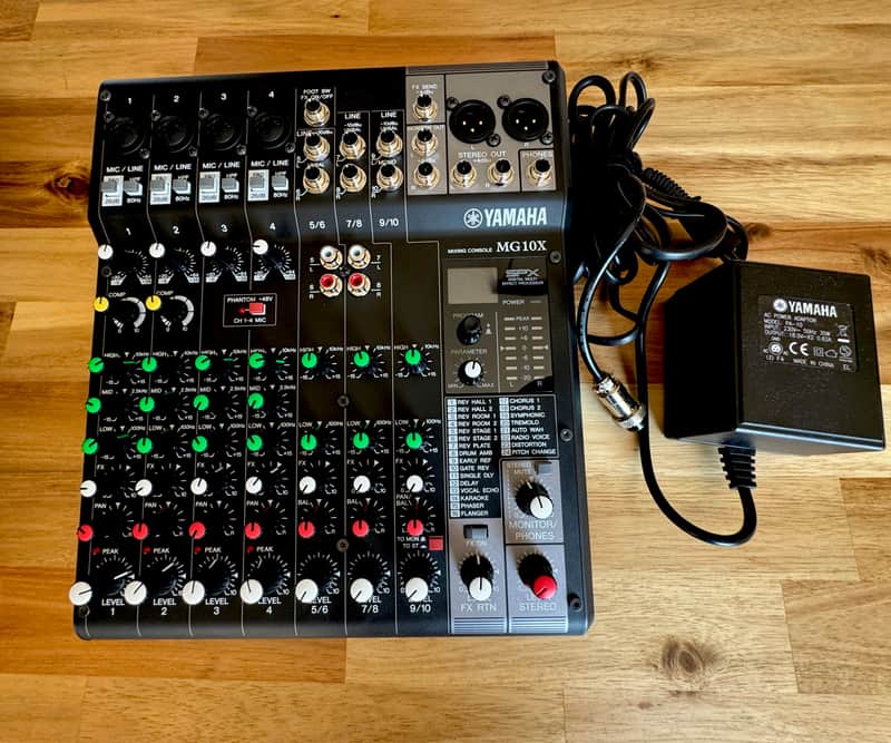 Yamaha MG10X-CV 10-Channel Mixer with Effects 2022 - Present - Black image 1