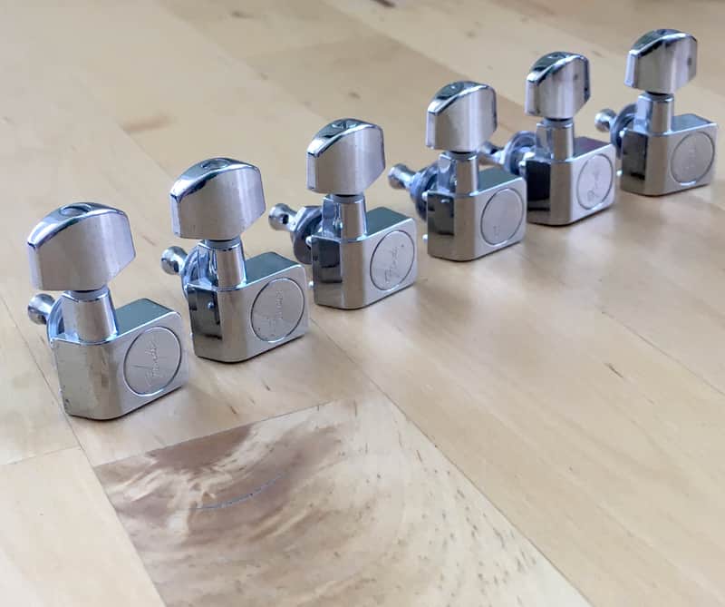 6 Fender CHROME Tuners Inline 2pin F Logo (Non Staggered) NOS American Standard image 1