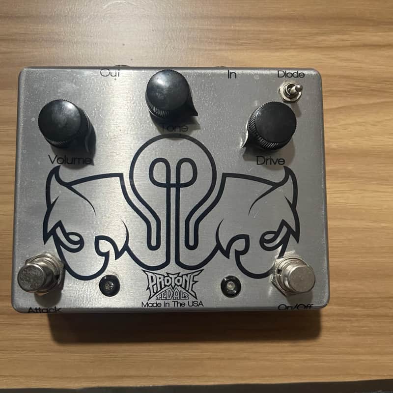 Protone Pedals Bulb Misha Mansoor signature overdrive deluxe Silver with black knobs image 1