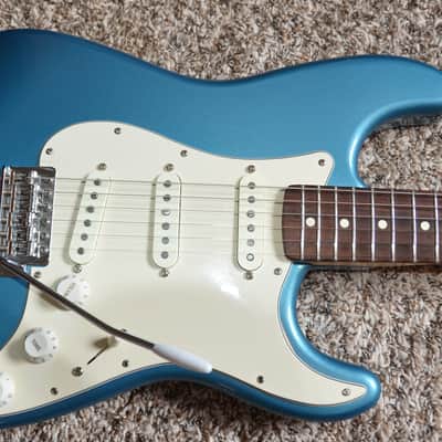 Fender Stratocaster 1992 - Lake Placid Blue MIM - Upgraded Electronics image 12