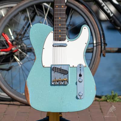 Fender Custom Shop Limited Edition '61 Telecaster Relic - Aged Blue Sparkle image 2