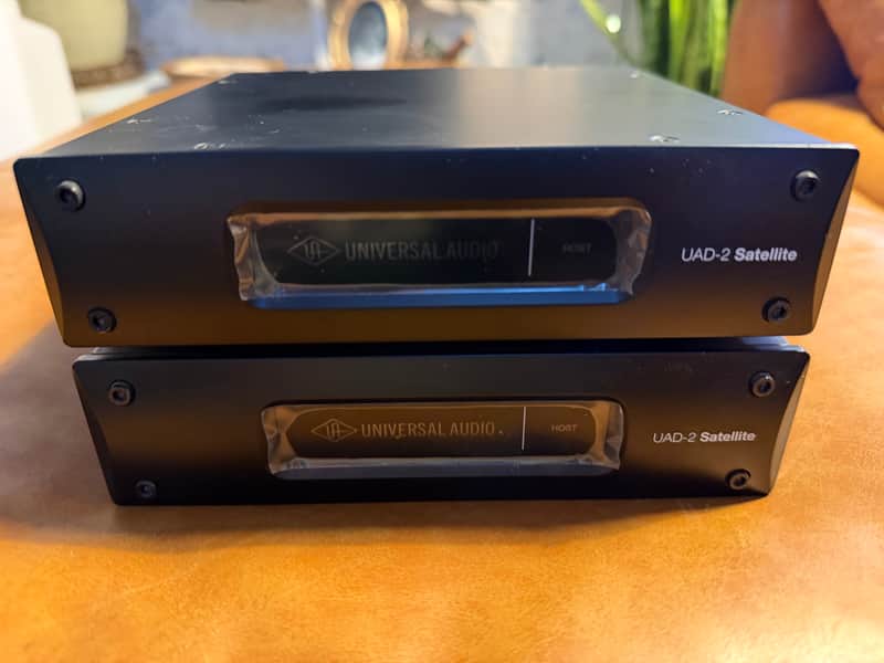 Universal Audio Apollo 8 Duo USB-C upgraded and Dual UAD-2 Quad