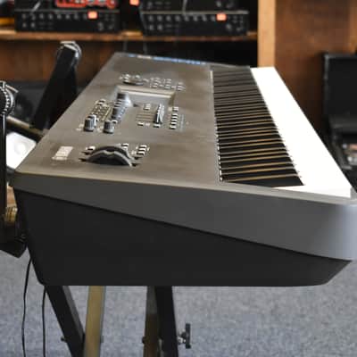 Yamaha MODX8+ 88-Key 16-Voice Synthesizer - Black image 7