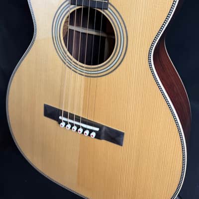 Martin 012-28 Modern Deluxe 12-Fret Parlor Acoustic Guitar Gloss Natural w/ Case image 7