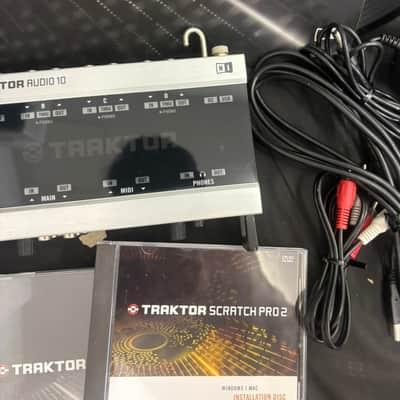 Native Instruments Traktor Audio 10 DJ Audio Interface Control Vinyl Set Tested ☆ image 4