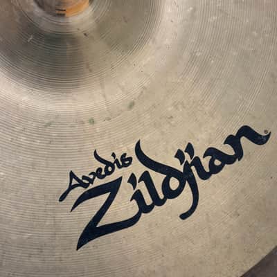 Zildjian 16" A Custom Crash Cymbal 1036g image 4