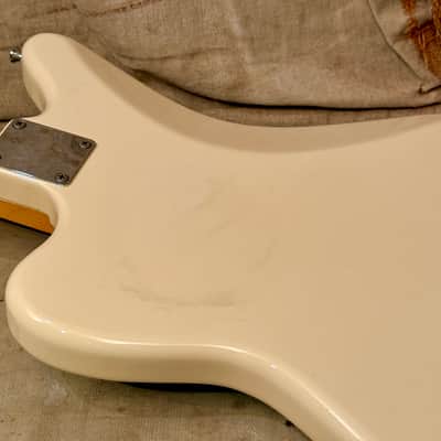Fender MIJ Classic 60's Jazzmaster 2015 - Vintage White image 17