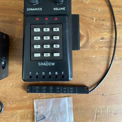 Shadow SH-075 Midi Synth Unit w/Distributor Box & Converter/Controller Unit With Hexaphonic Pickup 1980’s-90’s - Sliver Black image 2