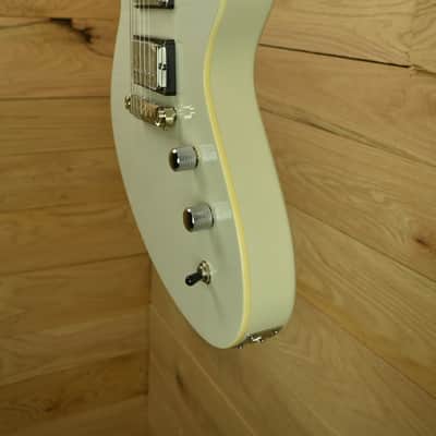 Newman Honeycomb Senior 2025- SWAPPABLE PICKUPS - Gloss White - GuitarX image 3