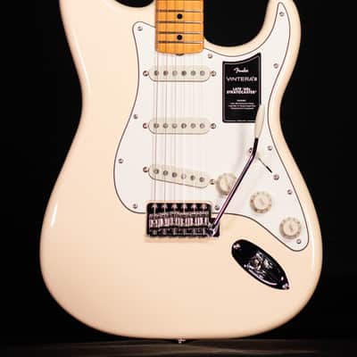 Fender Vintera III Late '60s Stratocaster, Maple FB, Olympic White image 1