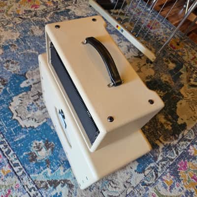 Used PRS DGT 15 Head + Cabinet Stack - 15-watts - 1x12 - White - w/Footswitch image 8