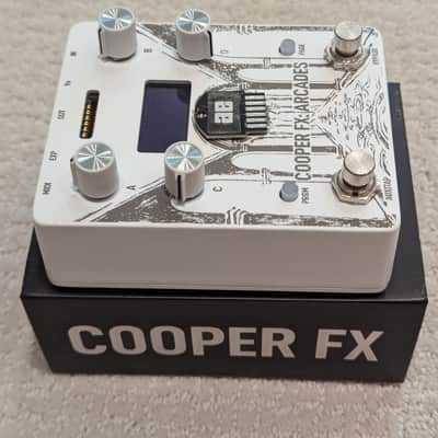 Cooper FX Arcades Multi-Effect Console 2020 - 2021 - Black Sparkle image 5
