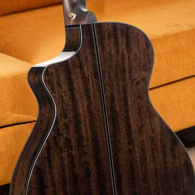 Cort GOLDMC6NAT Gold Series Torrefied Solid Sitka Spruce Top Modern Concert Body 6-String Acoustic-Electric Guitar w/Premium Gig Bag image 7