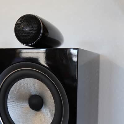 Bowers & Wilkins 705 S2 Gloss Black Bookshelf Speaker Pair image 16