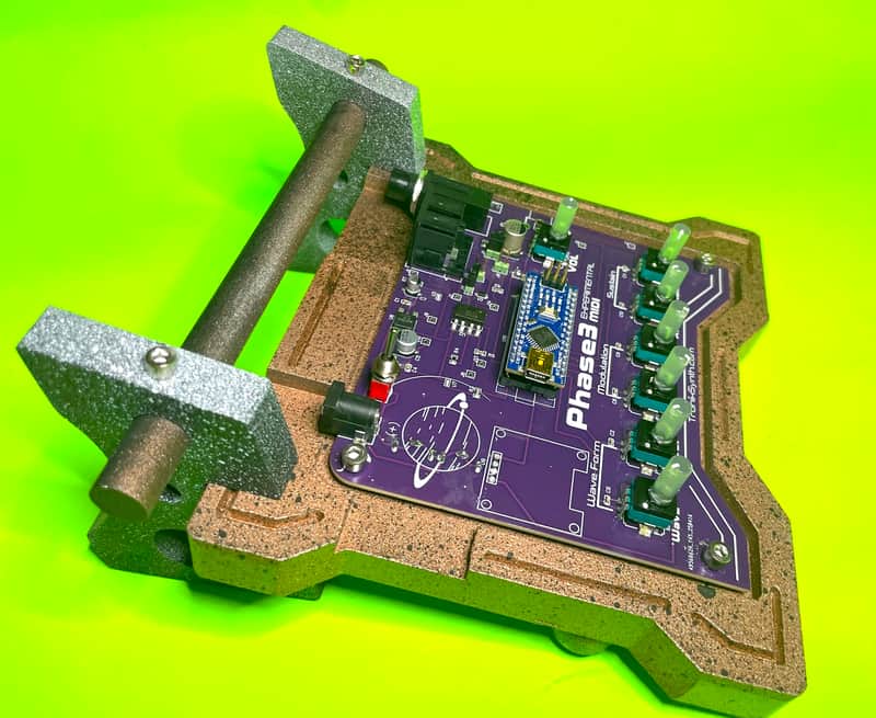 Experimental FM MIDI Synthesizer Made in Circuit Bent Style image 1