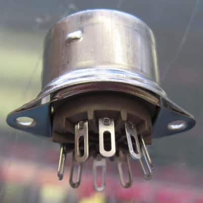 Fender Vintage Preamp Tube Sockets pack of 2 0023606049 image 1
