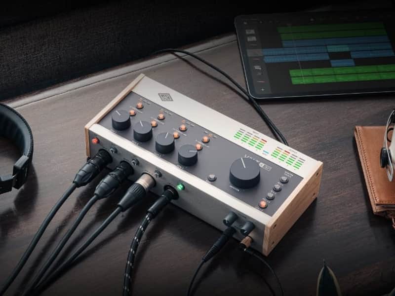 Universal Audio Volt 476P | 4-in/4-out USB 2.0 Audio/MIDI Interface. New with Full Warranty! image 1