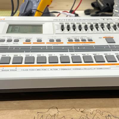 Roland TR-707 Rhythm Composer Drum Machine Vintage Analog Synthesizer TR707 image 7