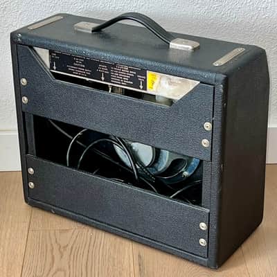 Super Clean 1978 Fender Vibro Champ 6-Watt 1x8" Guitar Combo Silverface, Completely Serviced, Amazing Condition ! image 7