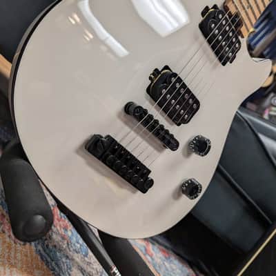 EVH Wolfgang Special TOM 2025 - Present - Husk White image 6